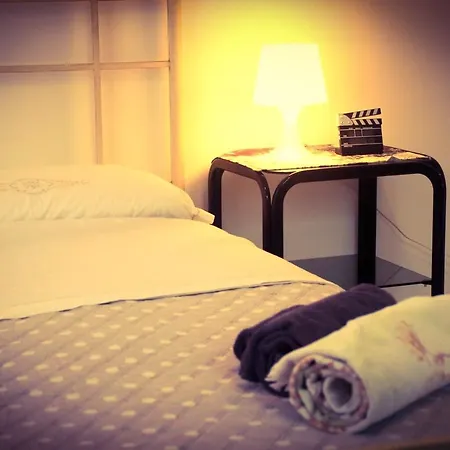 Lungo Il Po Bed & Breakfast Turin