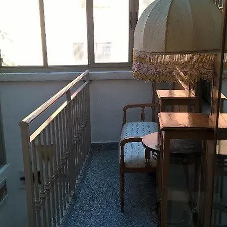 Oda ve Kahvaltı Lungo Il Po Torino