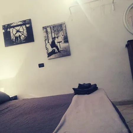 Oda ve Kahvaltı Lungo Il Po